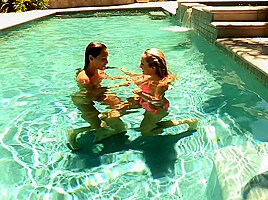 Pussy Hungry Dykes Orally Seducing After Swimming In The Pool - NaughtyGirls