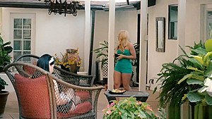 Pussyfucked stepsister choked and jizzed on
