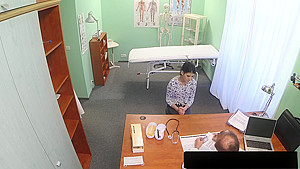 Real amateur patient cocksucking before oral