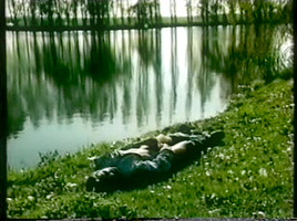 Retro sluts enjoy anal fucking in public threesome