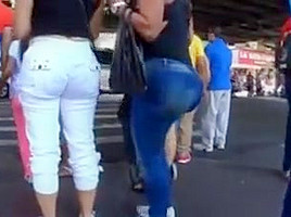 Ridiculous big ass dominican milf