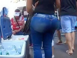 Ridiculous big ass dominican milf