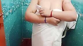 Romantic Dirty Talk Hindi Hindi Sex Story Desi Sali Apni Sagi Sali Ki Chudai