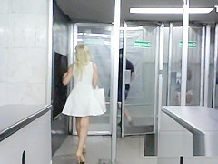 Russian Upskirt 3032-1