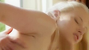 Russian blonde Lola Taylor loves deep sex
