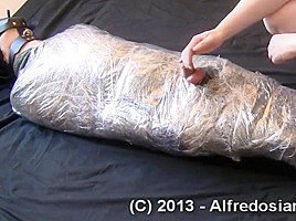 Ryo #2-4: Mummified Ballbusting