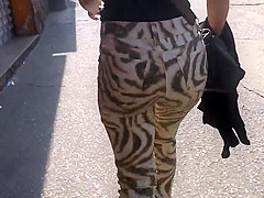 SDRUWS2 - CANDID DELICIOUS BUTT WALKING