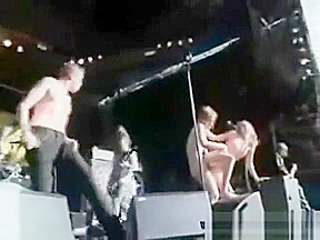SEX in The consert