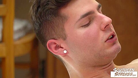 SOUTHERNSTROKES Mike Wilde Tops Tomas Salek After Massage