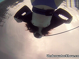 Serene Emi Video - UnderwaterShow