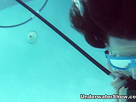 Serene Emi Video - UnderwaterShow