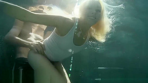 Sex under the water