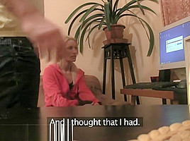 Sexy Blonde porn fan Eva rides me on the sofa