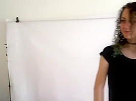 Sexy lady gives amazing deepthroat blowjob