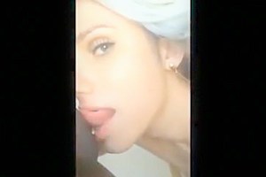 Shemale Loves Sucking Black Cock