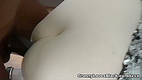 Slutty Lacey Pays Hung Taxi Driver With Sex - GrannyLovesBlack
