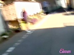 Small bombshell gets totally revealed in the public while going home