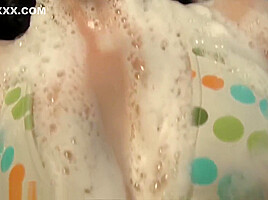 Some rough shampooing