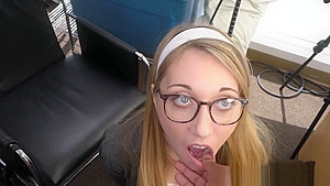 Spex teen 18+ stretched by bbc during casting