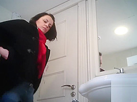 Spy toilet 2500