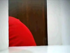 Step mom Spyed in the Bethroom nice big sexy ass