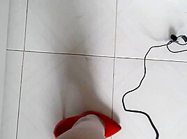 Stepsister homemade Squirt in front of the camera