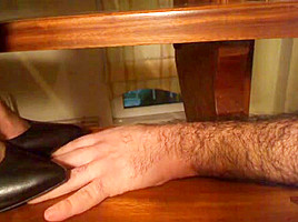Stiletto Pumps Tramples hand closeup