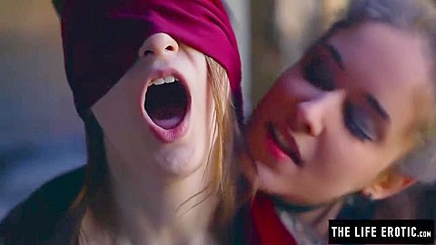 Straight Babe Is Blindfolded By Lesbian Before She Orgasms