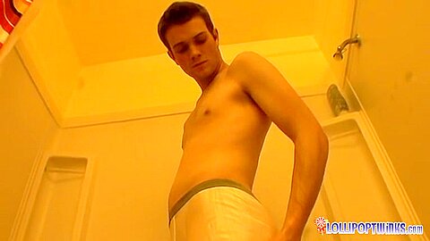 Straight Guy Bryce Loves His Load! - Bryce Corbin