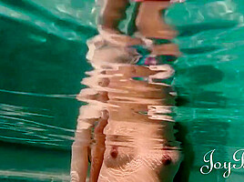 Sun Stroke - Wet And Wild