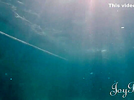Sun Stroke - Wet And Wild