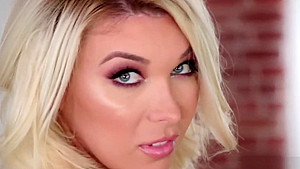 Superstar TS Aubrey Kates enjoys cowgirl fucking with dude
