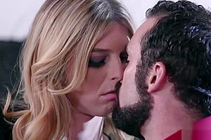 TS Mandy Mitchell loves the way dude fucks her ass