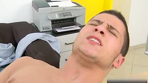 Tattoo dude casting with facial