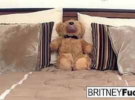 Teddy Bear And Britney Amber - Alison And Use Their New Vibrating 9 Min