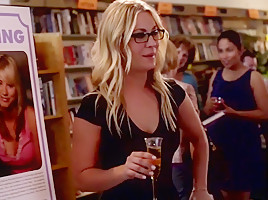 Teri Polo, Kaley Cuoco - Authors Anonymous
