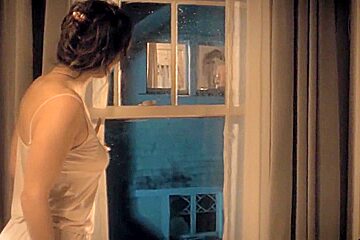 The Boy Next Door (2015) Jennifer Lopez, Lexi Atkins