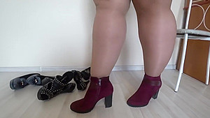 Thick legs in nylon try on shoes with high heels 