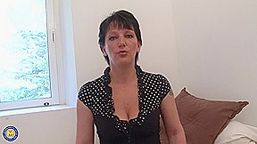 This French Mom Loves To Get Fisted And Fucked Up The Ass Until She Squirts - MatureNl
