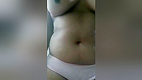 Today Exclusive- Cute Girl Shows Her Boobs And Pussy
