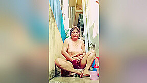Today Exclusive-sexy Bhabhi Bathing