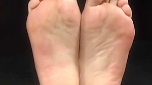 Tormented slave pissing in closeup action