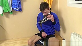 Twinkie foot fetishist jerks off after soccer practice