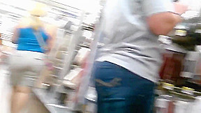 Two Blonde Bootys in the Same Aisle!
