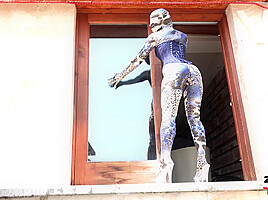 Tyra Moon Zentai Pool - Watch4Fetish