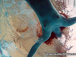 UnderwaterShow Video: Bubarek