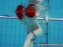 UnderwaterShow Video: Bubarek