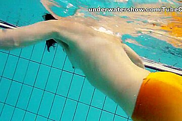 UnderwaterShow Video: Nina Markova