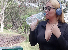 Venezolana Culona Sale A Correr Y Tiene Sed De Leche ( Vista Previa) 8 Min