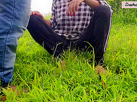නවරඑළය පටටම කල හකලල Very Hot Sri Lankan Couple Fuck In Public Outdoor & Cum In Mouth